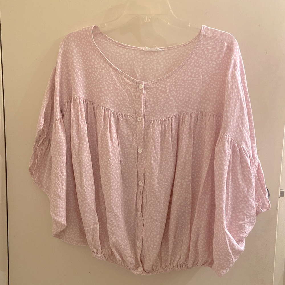 Cute pink polka dot blouse!